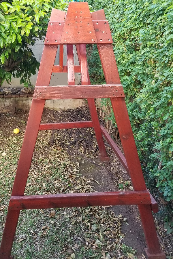 IMG: Porch swing - side view
